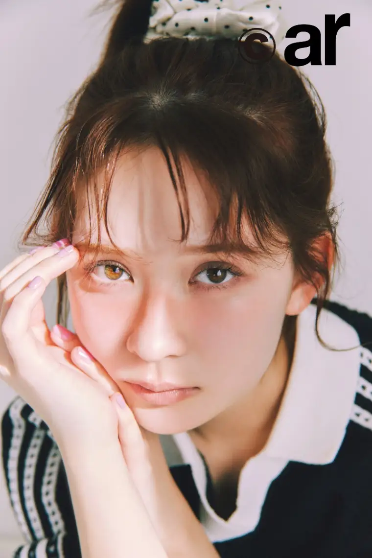 女性ファッション誌「ar」に登場した畑芽育さん